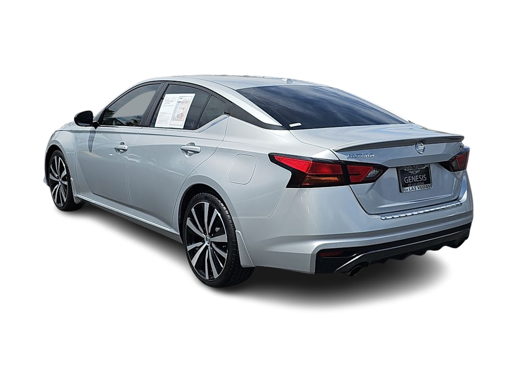 Thumbnail: 2021 Nissan Altima - 4