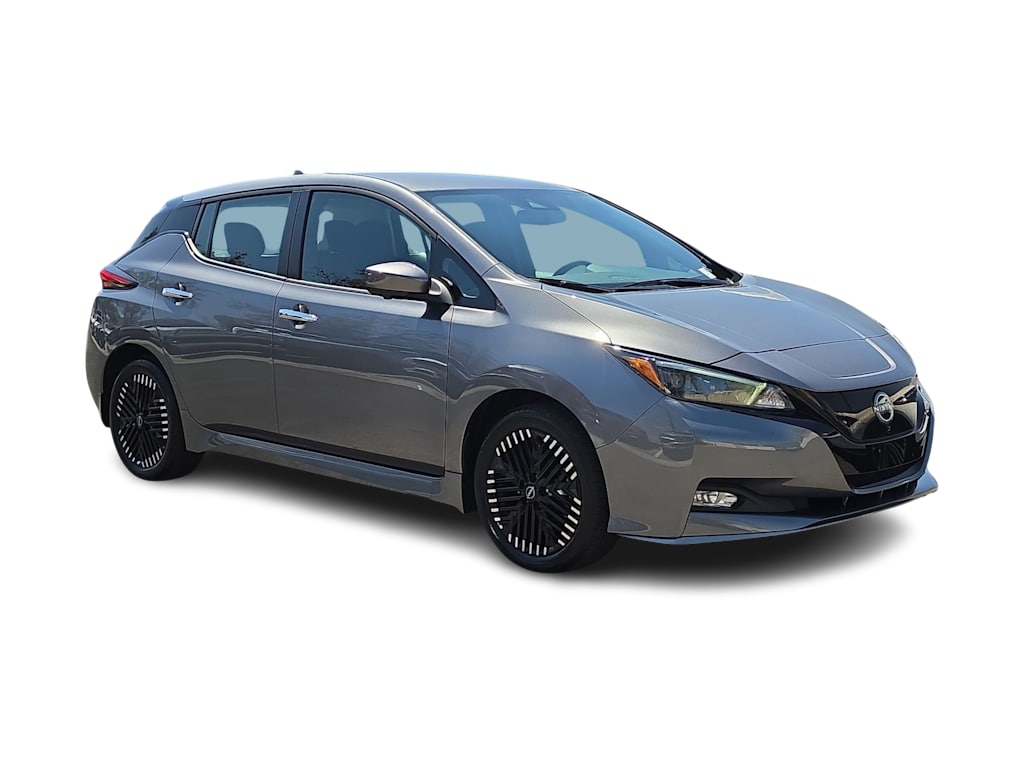 Thumbnail: 2024 Nissan Leaf - 18