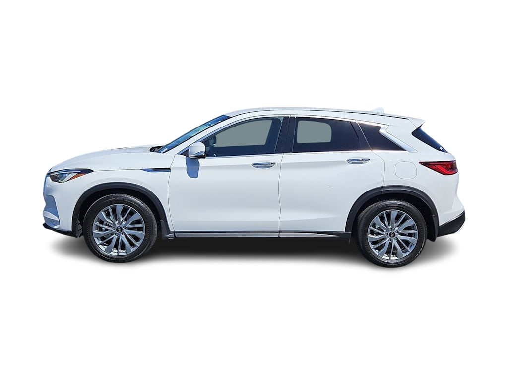 Thumbnail: 2025 INFINITI QX50 - 3