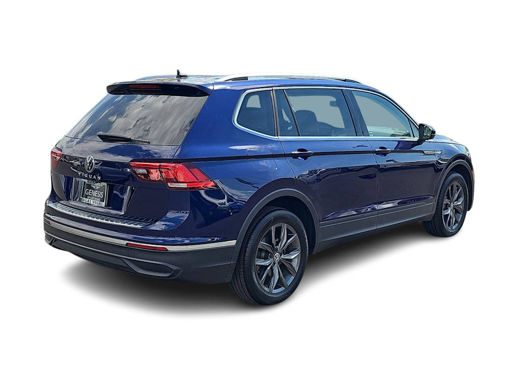 Thumbnail: 2022 Volkswagen Tiguan - 19