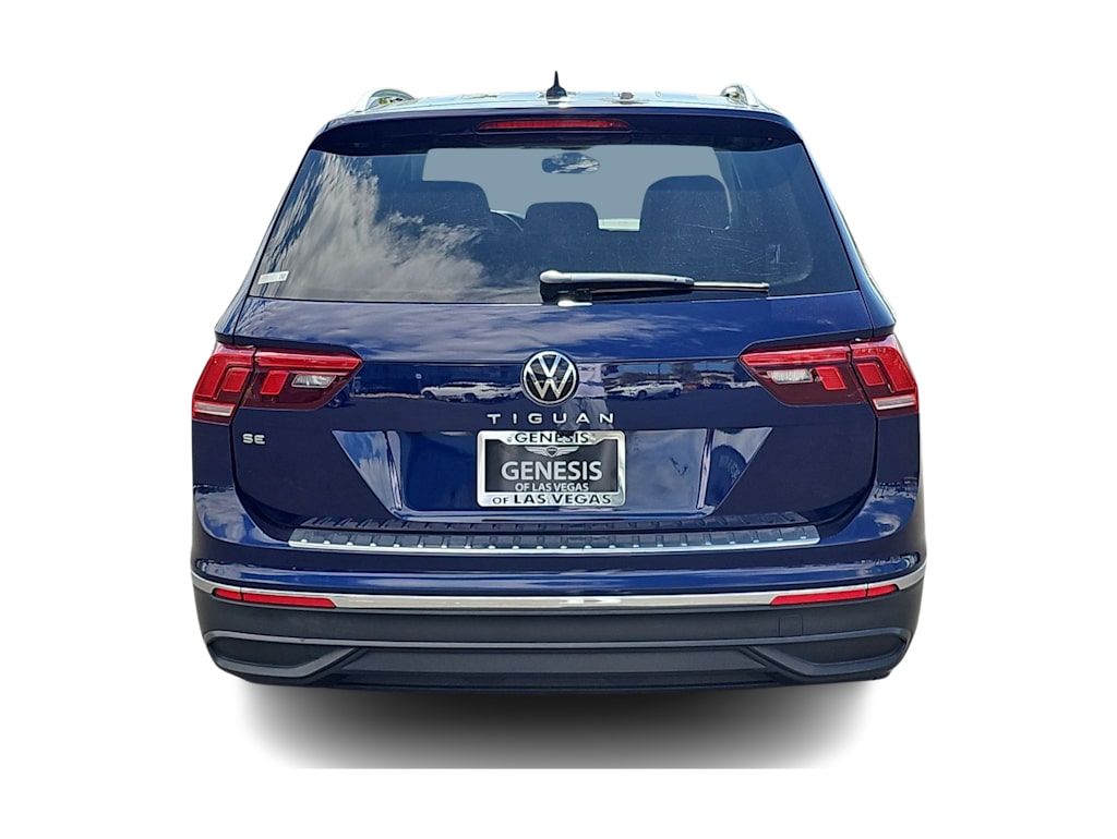 Thumbnail: 2022 Volkswagen Tiguan - 5