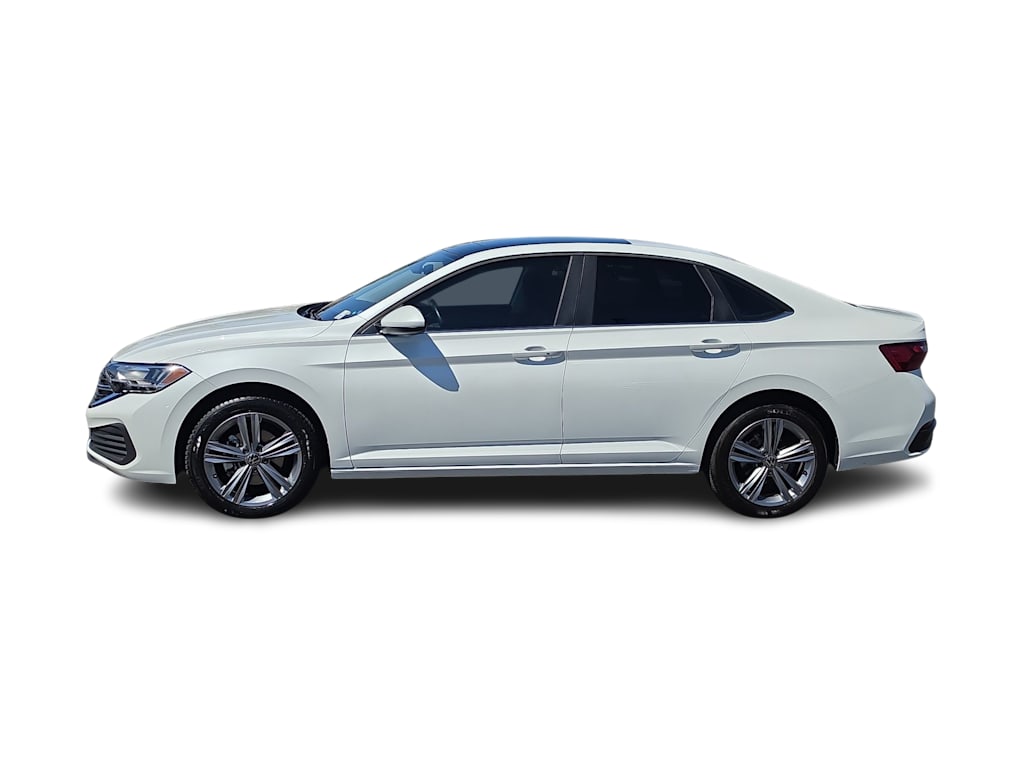 Thumbnail: 2024 Volkswagen Jetta - 3