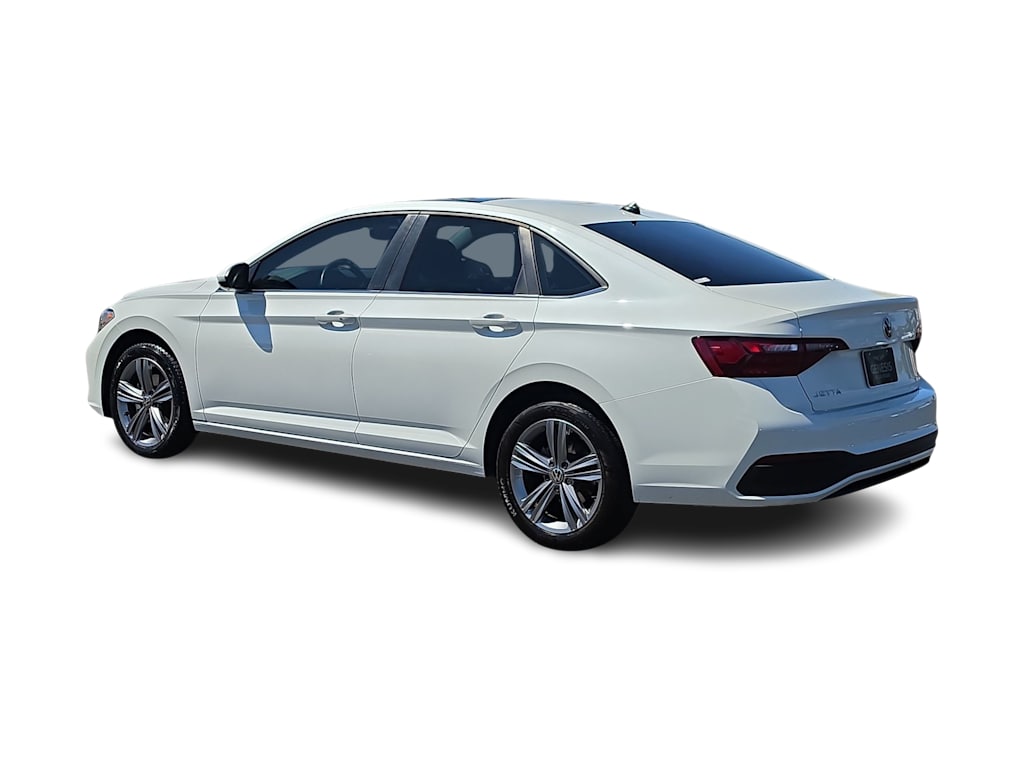 Thumbnail: 2024 Volkswagen Jetta - 4