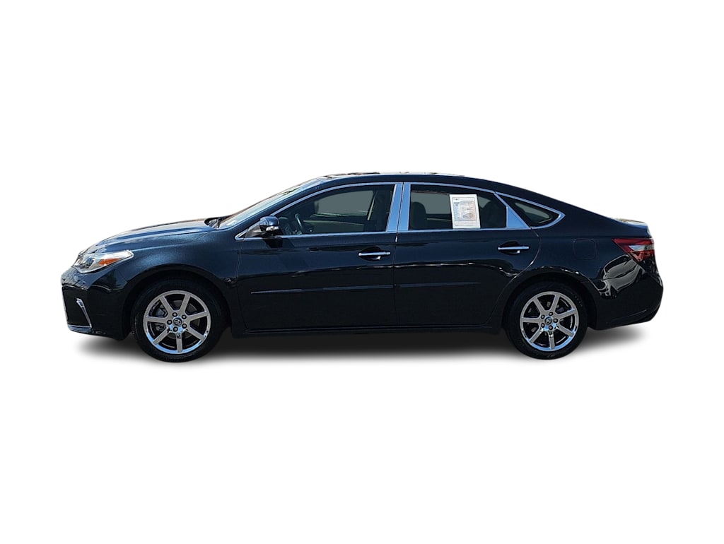 Thumbnail: 2017 Toyota Avalon - 3