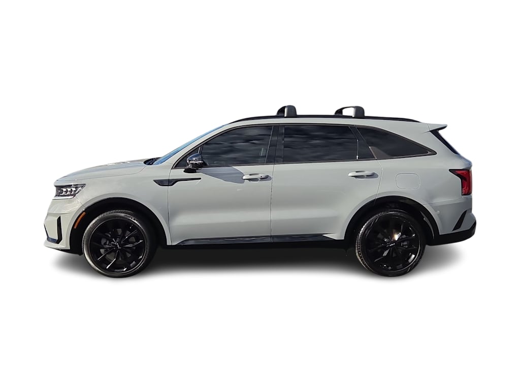 Thumbnail: 2022 Kia Sorento - 3