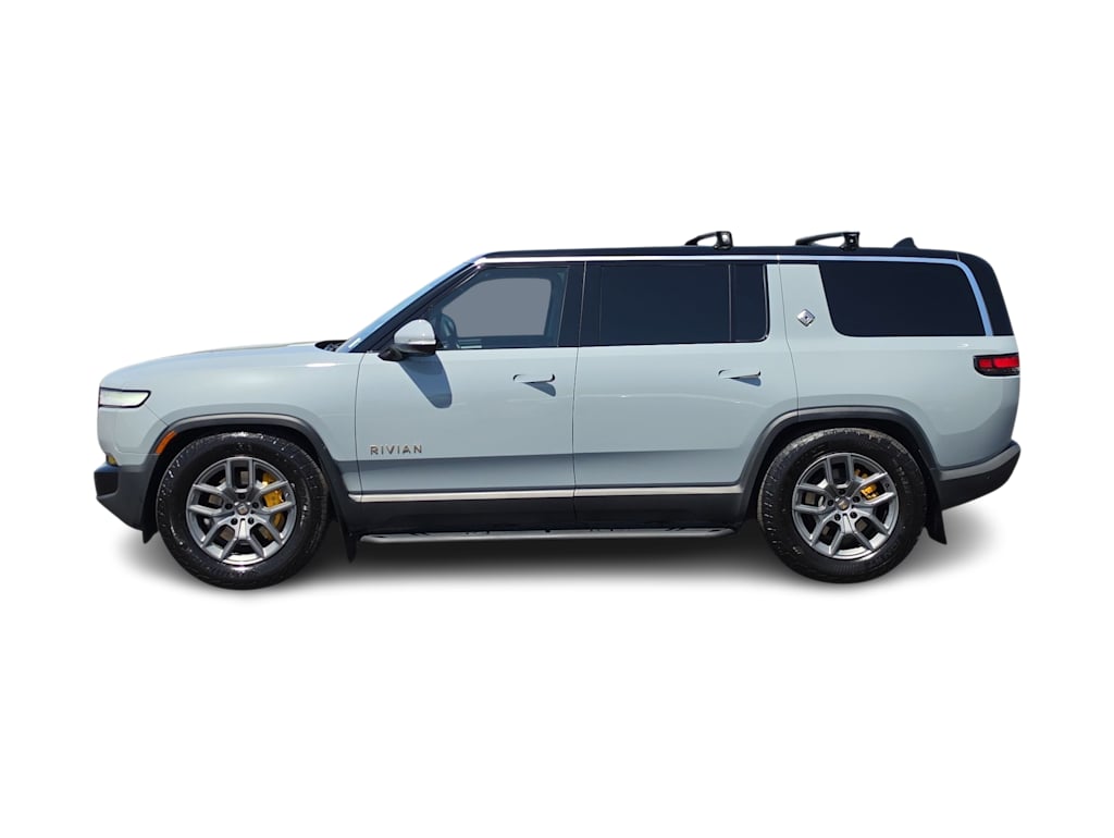 Thumbnail: 2023 Rivian R1S - 3