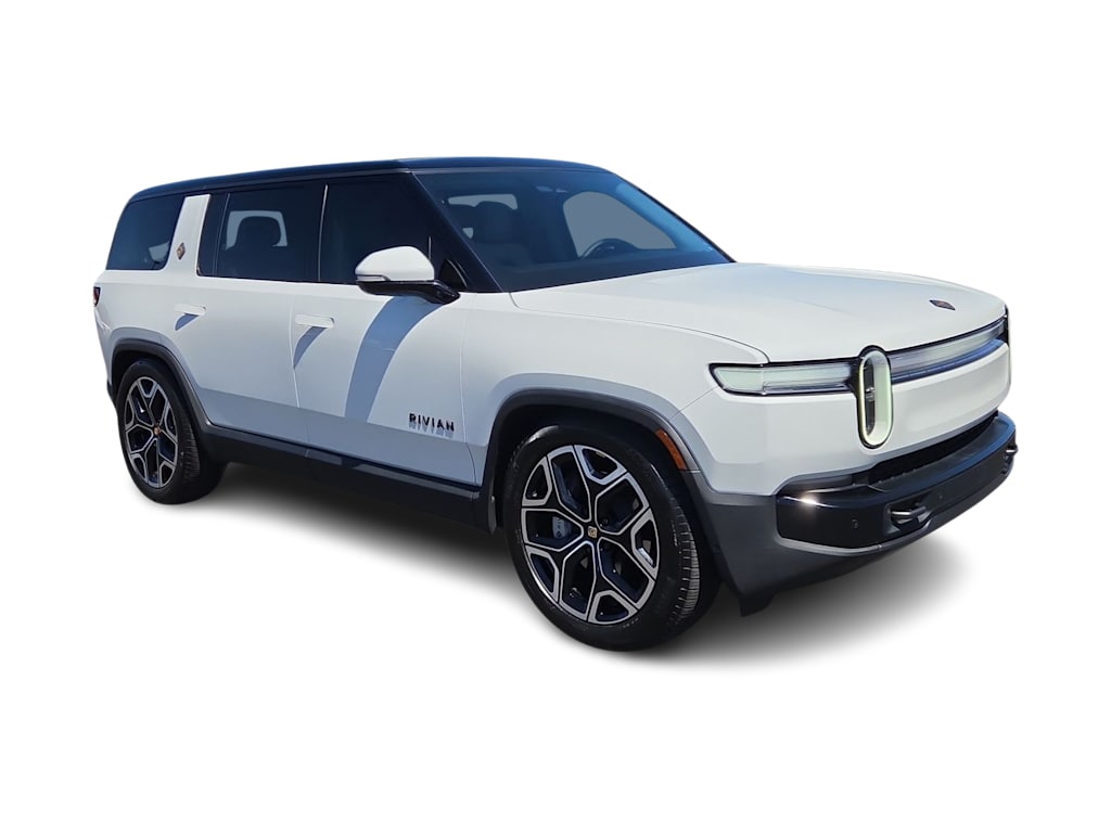 Thumbnail: 2025 Rivian R1S - 16