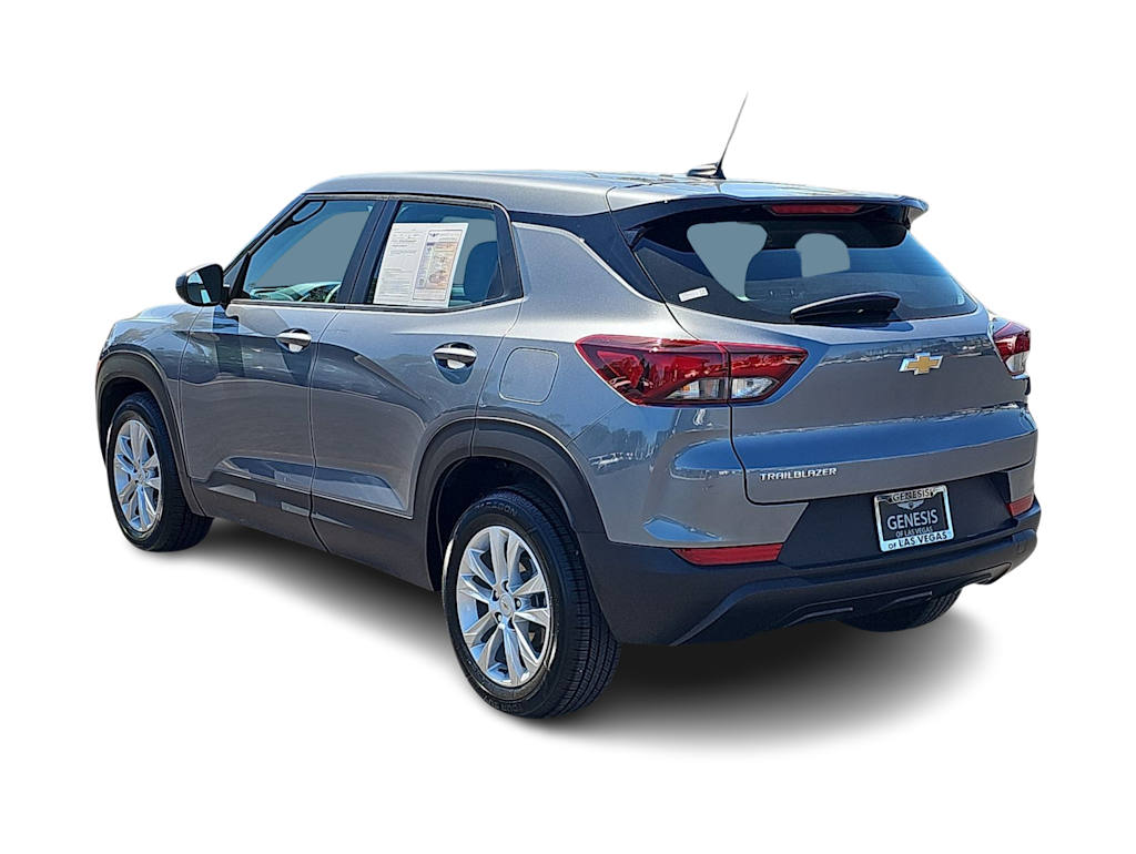 Thumbnail: 2021 Chevrolet TrailBlazer - 4