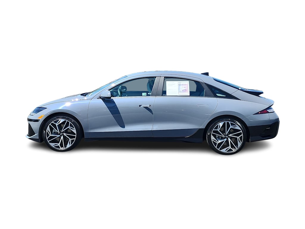Thumbnail: 2024 Hyundai Ioniq 6 - 3