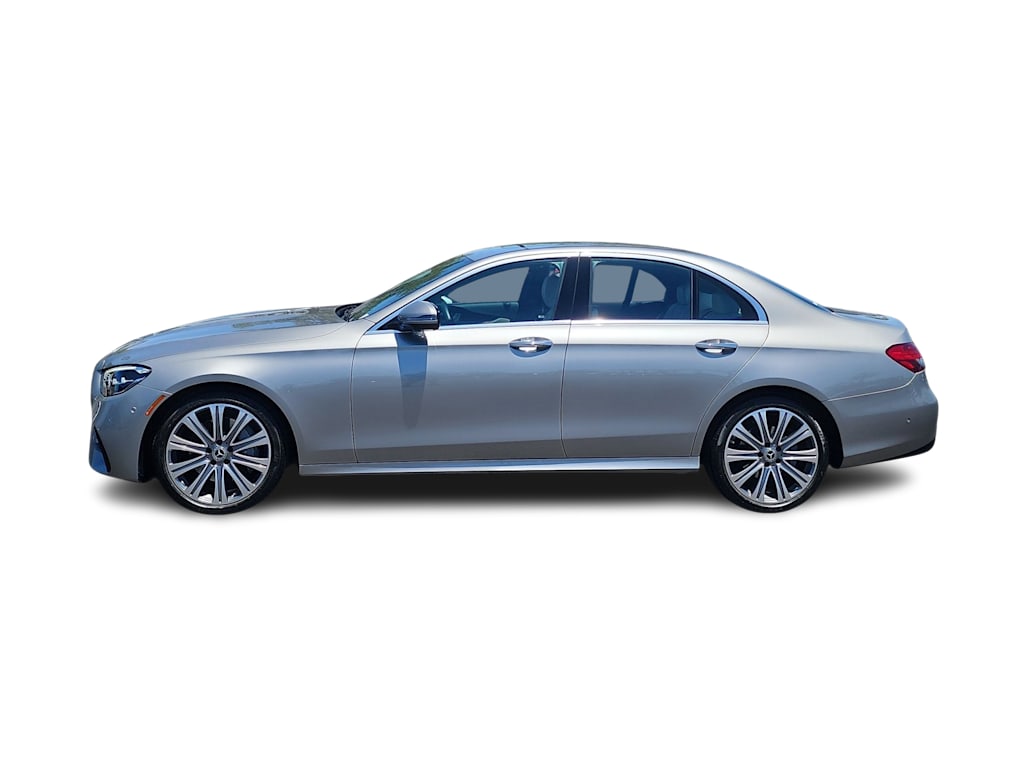 Thumbnail: 2022 Mercedes-Benz E-Class - 3