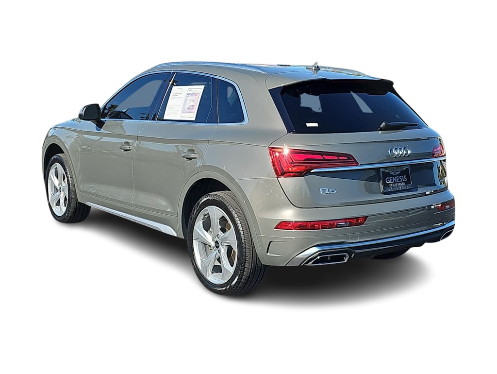 Thumbnail: 2025 Audi Q5 - 4