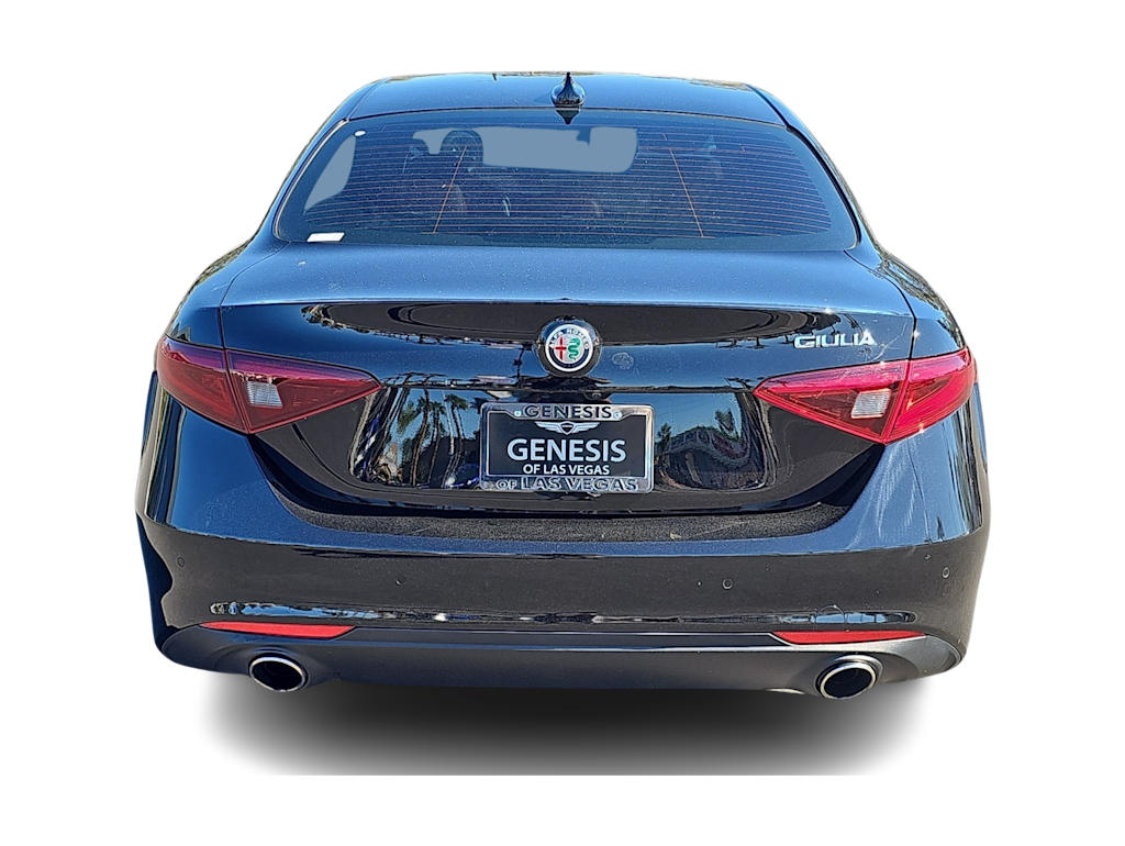 Thumbnail: 2020 Alfa Romeo Giulia - 20