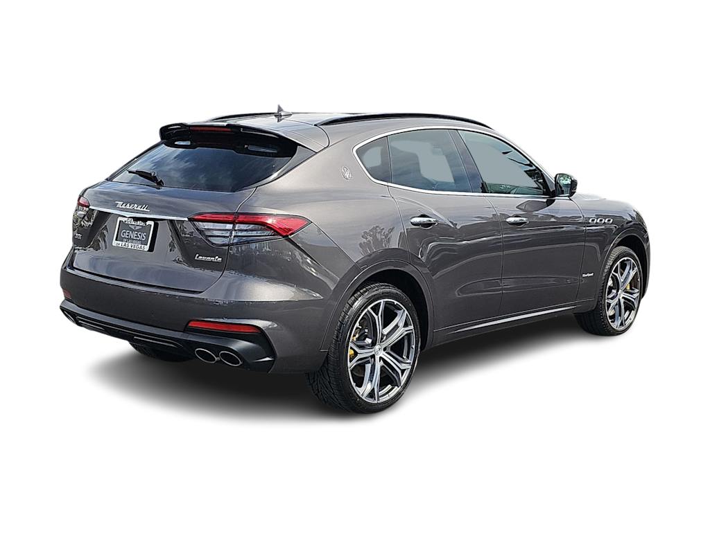 Thumbnail: 2021 Maserati Levante - 21