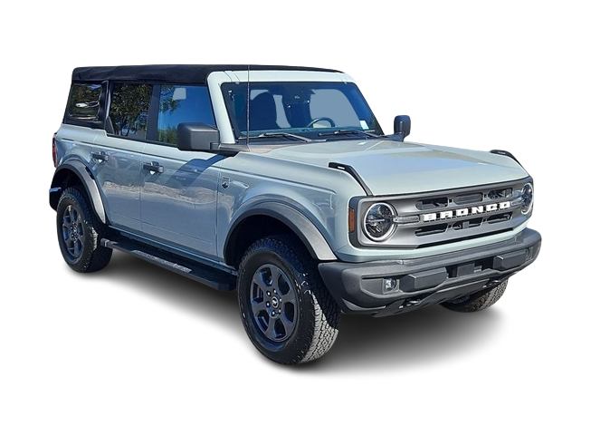 2022 Ford Bronco Base 19