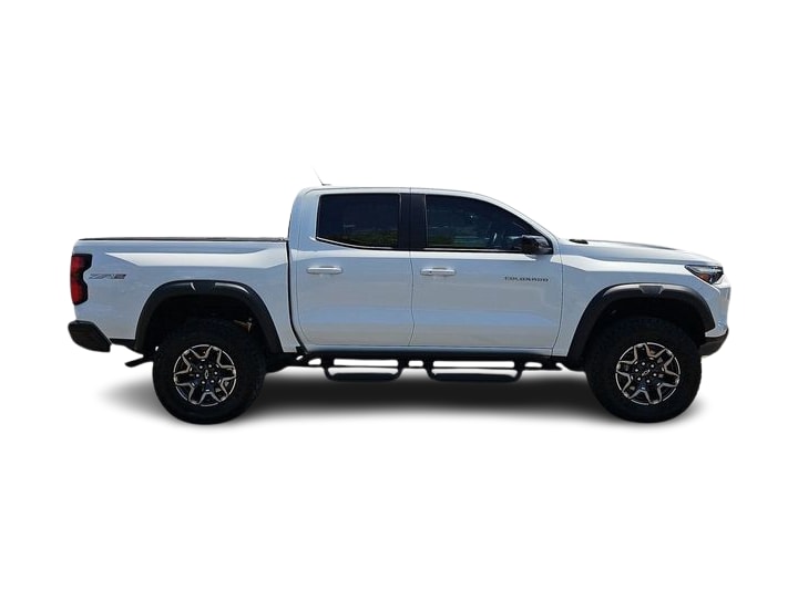 Thumbnail: 2024 Chevrolet Colorado - 24