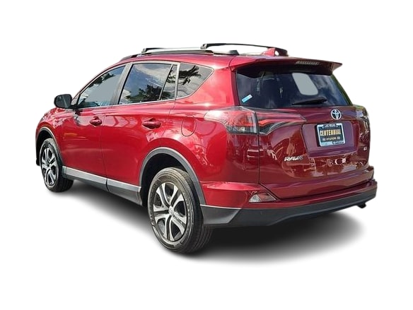 Thumbnail: 2018 Toyota RAV4 - 4