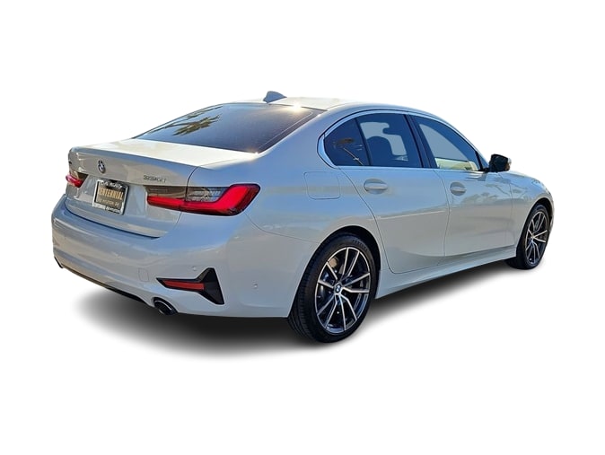 Thumbnail: 2021 BMW 3 Series - 23