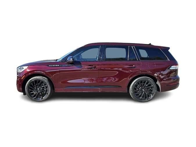 Thumbnail: 2023 Lincoln Aviator - 3