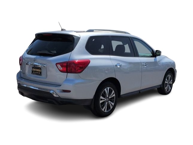 Thumbnail: 2017 Nissan Pathfinder - 22