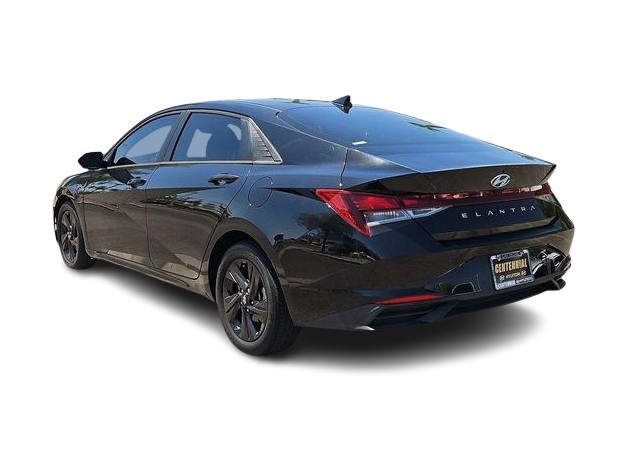 Thumbnail: 2021 Hyundai Elantra - 4