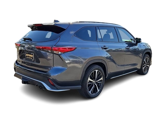 2022 Toyota Highlander XSE 23