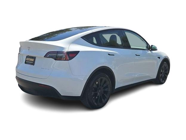Thumbnail: 2023 Tesla Model Y - 20