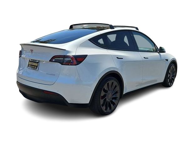 Thumbnail: 2022 Tesla Model Y - 21