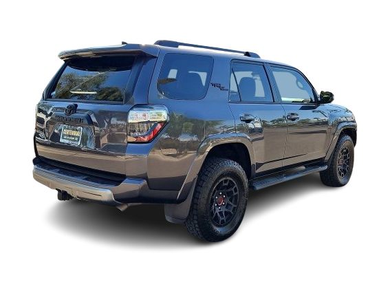 Thumbnail: 2021 Toyota 4Runner - 23