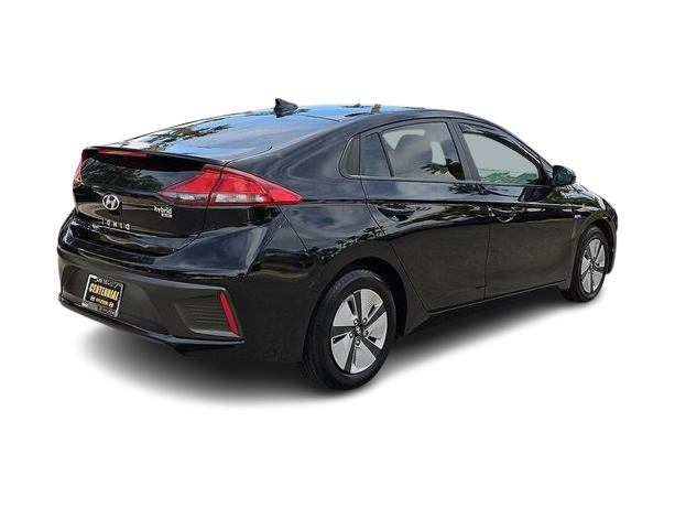 Thumbnail: 2018 Hyundai Ioniq - 23