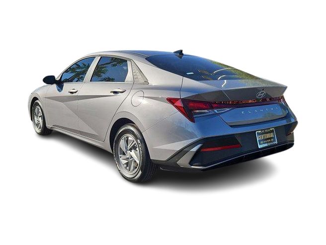 Thumbnail: 2026 Hyundai Elantra - 4