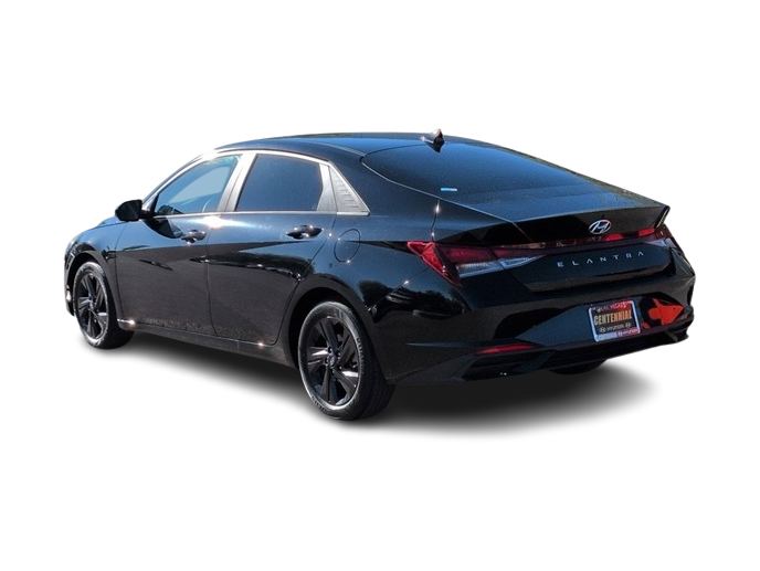 Thumbnail: 2021 Hyundai Elantra - 4