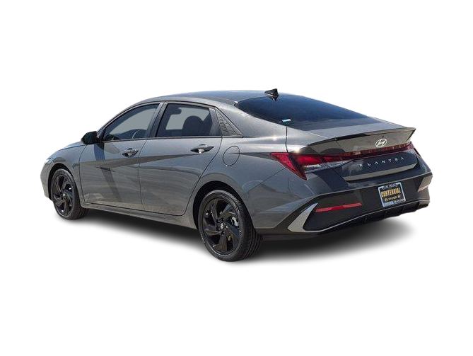 Thumbnail: 2026 Hyundai Elantra - 4