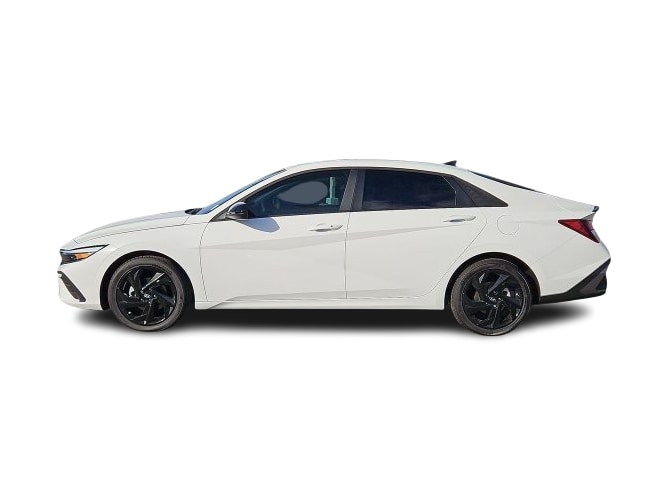 Thumbnail: 2026 Hyundai Elantra - 3