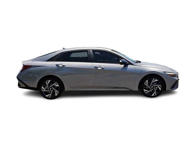 Thumbnail: 2025 Hyundai Elantra - 25
