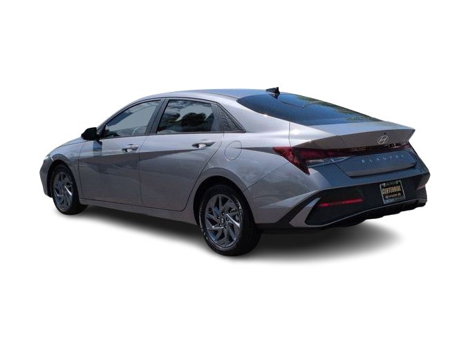 Thumbnail: 2024 Hyundai Elantra - 4