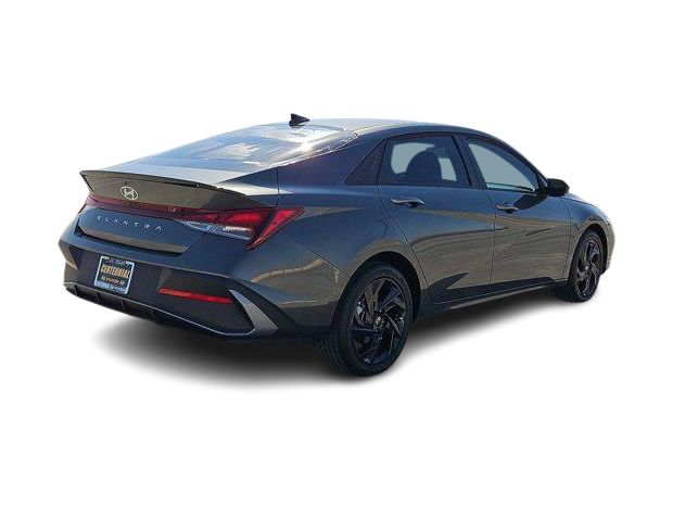Thumbnail: 2026 Hyundai Elantra - 23