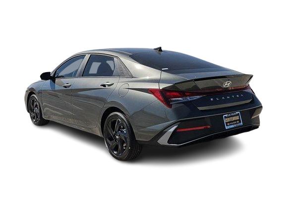 Thumbnail: 2026 Hyundai Elantra - 4
