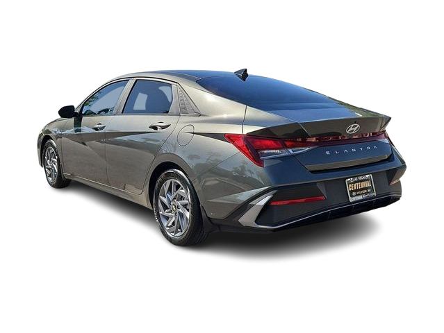 Thumbnail: 2024 Hyundai Elantra - 4