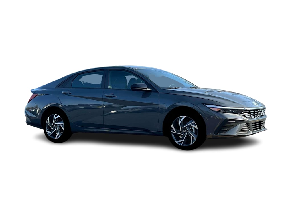 Thumbnail: 2025 Hyundai Elantra - 17