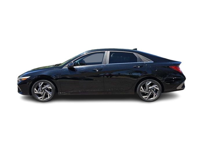 Thumbnail: 2024 Hyundai Elantra - 3