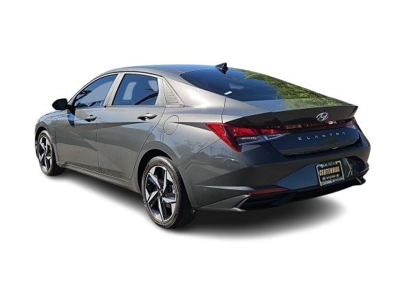 Thumbnail: 2023 Hyundai Elantra - 4