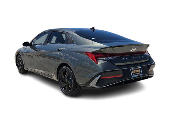 Thumbnail: 2026 Hyundai Elantra - 4