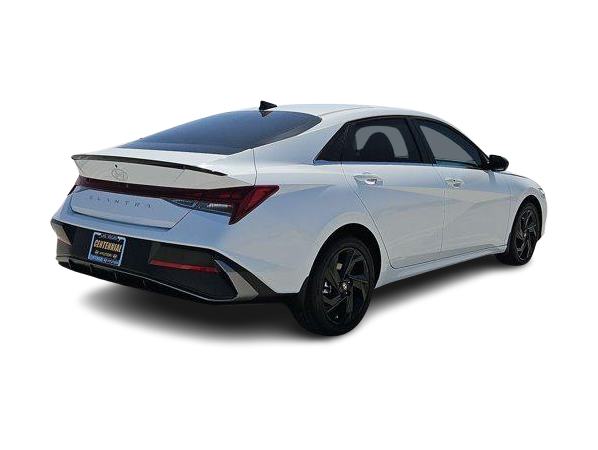 Thumbnail: 2026 Hyundai Elantra - 22