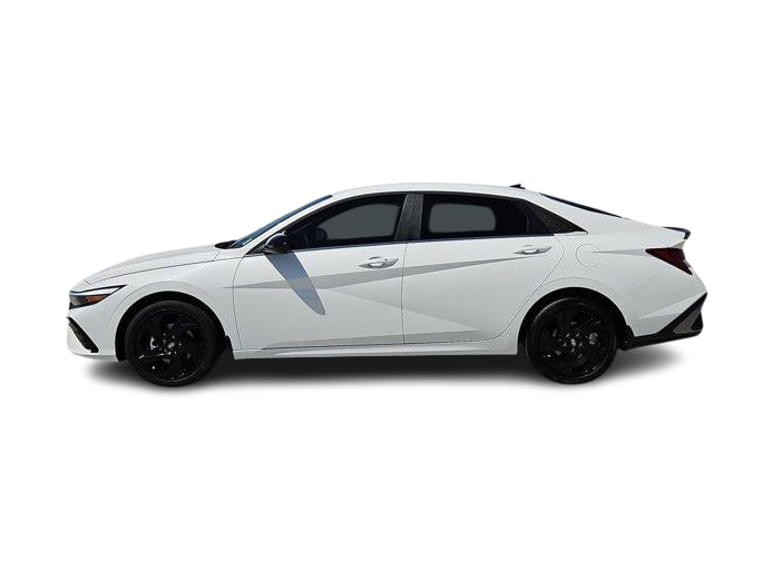 Thumbnail: 2026 Hyundai Elantra - 3