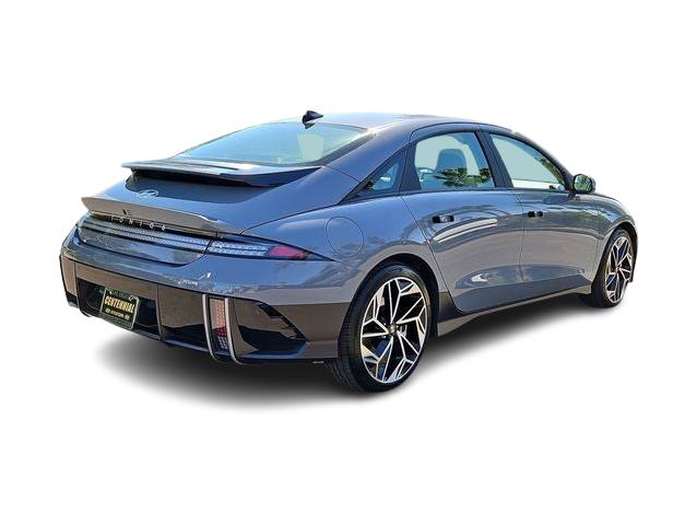 Thumbnail: 2023 Hyundai Ioniq 6 - 21
