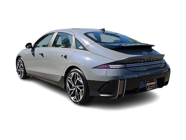 Thumbnail: 2023 Hyundai Ioniq 6 - 4