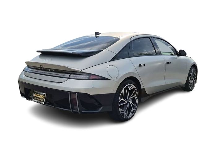Thumbnail: 2023 Hyundai Ioniq 6 - 21