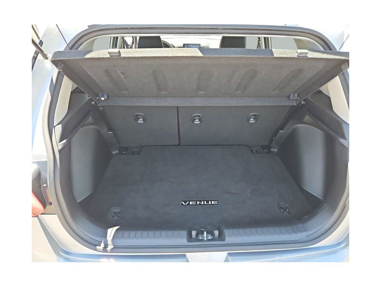 Thumbnail: 2023 Hyundai Venue - 18