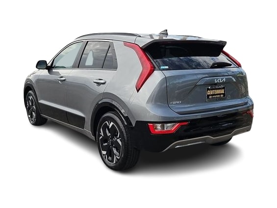 Thumbnail: 2024 Kia Niro - 4