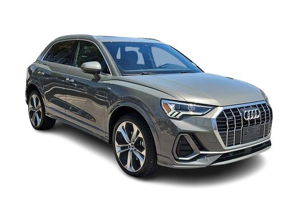 Thumbnail: 2021 Audi Q3 - 21